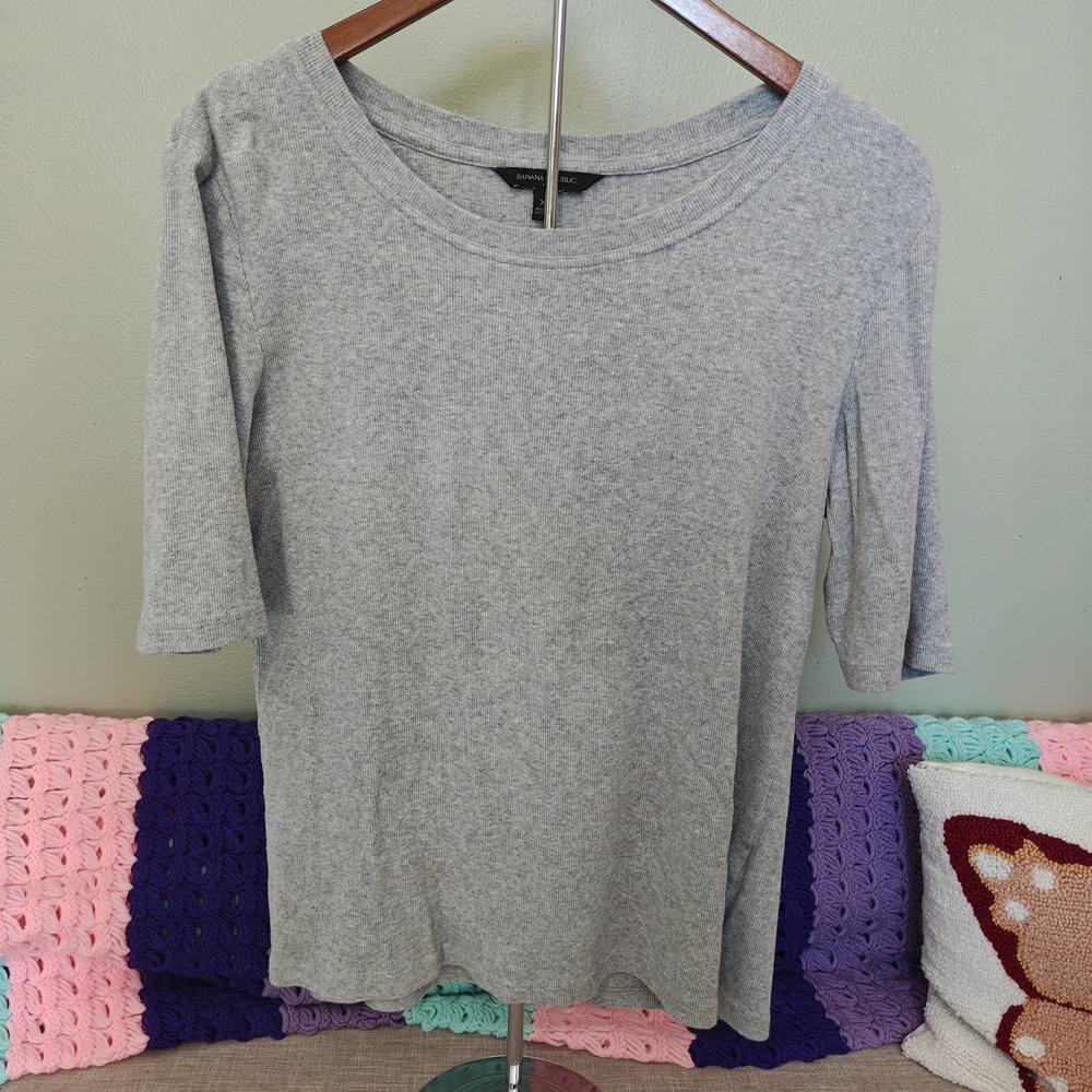 Banana Republic Heather Gray Short Sleeve Top